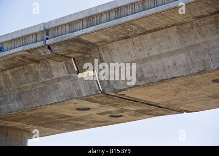 Joint d'expansion dans le béton frais généraux chaussée en Californie du Sud Banque D'Images