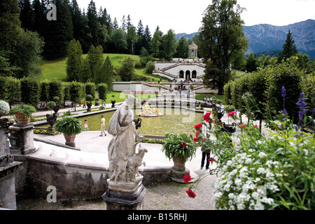 Allemagne, Bavière, jardin du palais de Linderhof Banque D'Images