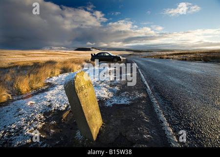 Tôt le matin, sur une route à Hirwaun4059 Brecon Brecon Beacons Banque D'Images