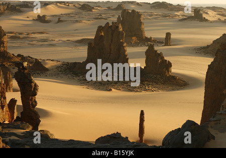 Roches volcaniques dans Tahaggart Tassili Ahaggar Sahara Algérie Banque D'Images