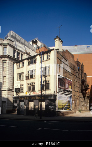 Ancien 'Swan avec deux cou' pub à Manchester UK Banque D'Images