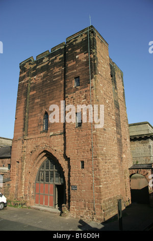 Ville de Chester, en Angleterre. Tour d'Agricola à l'entrée à l'intérieur de Chester Bailey château abrite la Chapelle de St Mary de Castro Banque D'Images