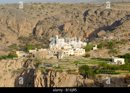 La lumière du matin sur le village d'Al Ayn, sur le Plateau Saiq, Al Jabal al Akhdar, montagnes Hajar, Sultanat d'Oman Banque D'Images