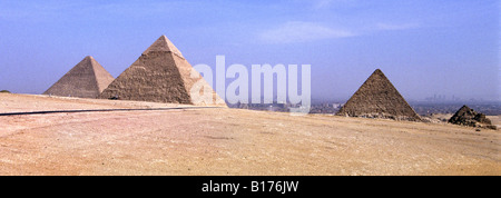 Groupe de Gizeh Pyramides. Le Caire, Égypte. Banque D'Images