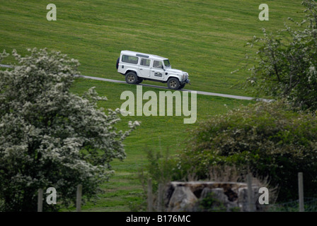 Expérience de Land Rover Defender d'argent Station Wagon à l'ALRC 2008 National. Banque D'Images