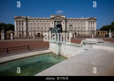 Le palais de Buckingham, résidence royale de la reine Elizabeth II lors de Londres. Banque D'Images