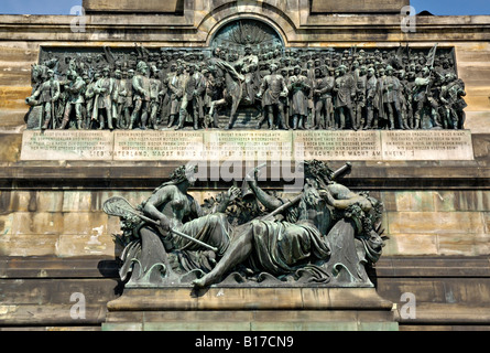 Niederwald denkmal monument situé près de Rüdesheim, Allemagne. Banque D'Images