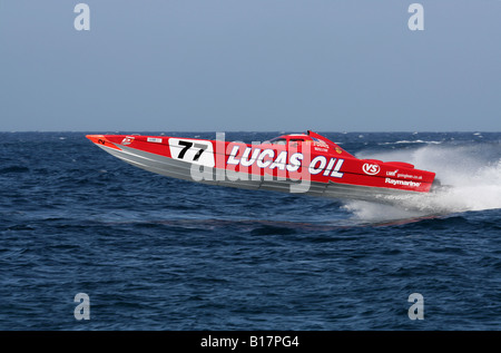 Bateau de Moteur P1 racing Banque D'Images