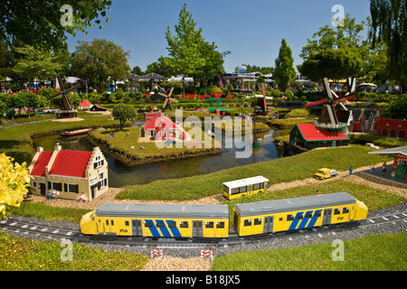 Duch typique du paysage de l'eau fabriqué à partir de briques lego Banque D'Images