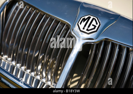 MGA chrome Grill Banque D'Images