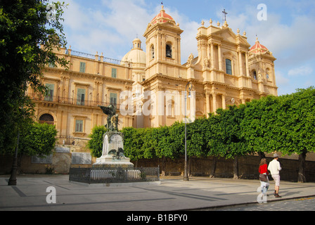 Cathédrale de San Nicolò di Mira, Noto, Province de Syracuse, Sicile, Italie Banque D'Images