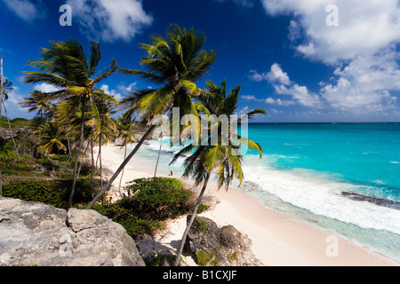 Vue sur la plage de Harrismith St Philip Barbade Caraïbes Banque D'Images