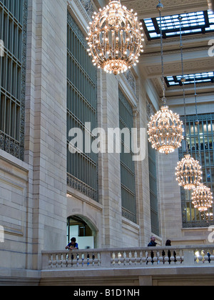 Lustres en Grand Central Station New York City Banque D'Images