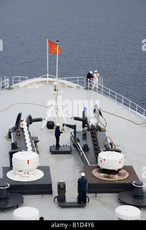 Cunard QE2 arc afficher la chaîne d'officiers de pont points position de l'ancre à cadet de pont Banque D'Images