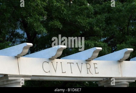 Une partie de l'arche au Théâtre grec sur le campus de l'Université d'Arkansas à Fayetteville, AR. Banque D'Images