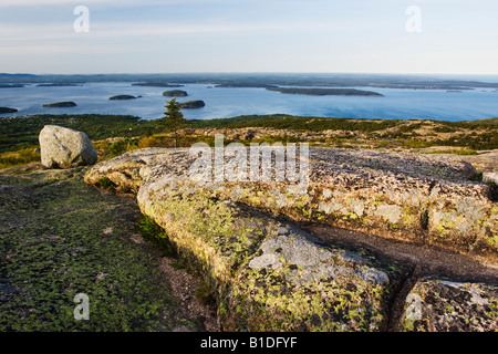 Vue du coucher de soleil depuis le haut de Cadillac Mountain, Maine, USA, le point le plus élevé (1530') est de la rivière Mississippi Banque D'Images