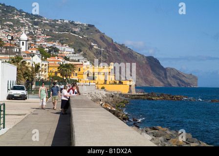 Dh Fortaleza de Sao Tiago Funchal Madeira forteresse de Saint James et promenade au bord de l'eau Banque D'Images