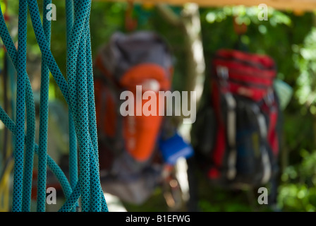 Via Ferrata activité dans un canyon de l'eau, région de Québec, Canada Banque D'Images