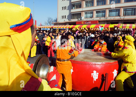 Chine Pékin Changdain foire de rue Nouvel An Chinois Festival de Printemps des artistes de tambours Banque D'Images