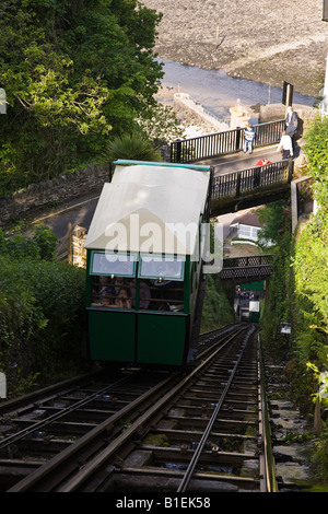 Lynton and Lynmouth Cliff Railway, Exmoor National Park, Devon, England, UK Banque D'Images