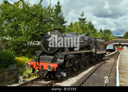 Le moteur à vapeur Fusilier Lancashire Rawtenstall station sur l'East Lancashire Railway. Banque D'Images