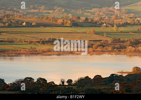 Llangorse Lake de Mynydd Llangorse Banque D'Images