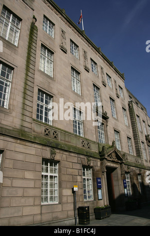 Ville de Preston, en Angleterre. Entrée principale de l'Hôtel de Ville de Preston et le conseil de ville le chemin Lancaster. Banque D'Images