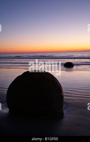 Sunrise Moeraki Boulders North Otago ile sud Nouvelle Zelande Banque D'Images