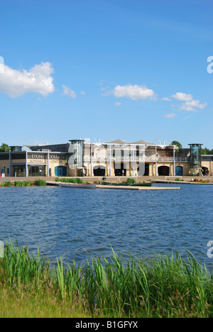 Collège d'Eton Dorney Lake, centre d'Aviron, Dorney, Buckinghamshire, Angleterre, Royaume-Uni Banque D'Images