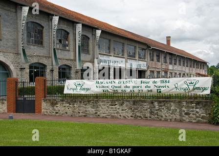 Stock photo de l'usine de porcelaine de Limoges France Banque D'Images