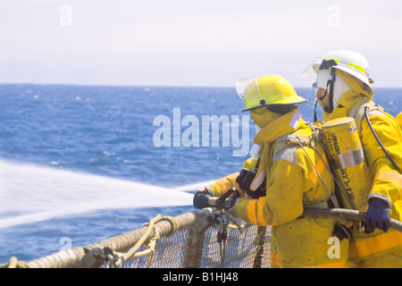 De l'océan Pacifique. Exercice d'incendie à bord des navires porte-conteneurs, Horizon d'Anchorage. Banque D'Images