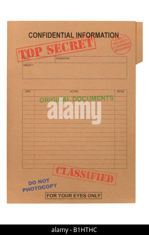 Un fichier de manille avec divers timbres de sécurité sur elle isolated on white with clipping path Banque D'Images