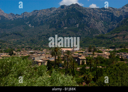 Vue depuis le train Palma-Soller sur l'île de Majorque, Espagne Banque D'Images