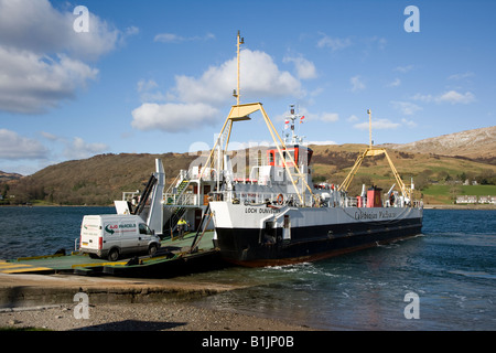 Ferry pour l'île de Bute Colintraive Banque D'Images