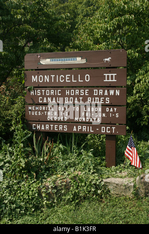 Monticello 3 connexion Canal Boat sur le canal Érié Ohio Ohio Coshocton Banque D'Images