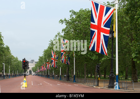 L'Admiralty Arch vu depuis l'autre extrémité de la galerie à Londres. Banque D'Images