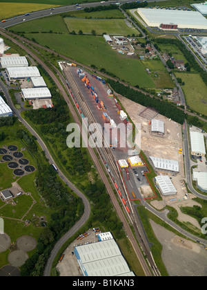 Euro-port Wakefield, terminal de fret ferroviaire international, Normanton, Wakefield, West Yorkshire, dans le Nord de l'Angleterre. Banque D'Images