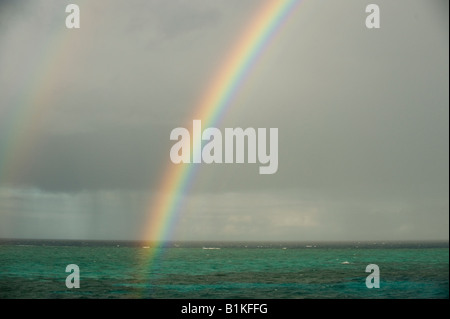 Arc En Ciel Sur La Grande Barriere De Corail Queensland Australie Photo Stock Alamy