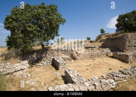 Murs de Troie sur la côte égéenne de la Turquie Banque D'Images