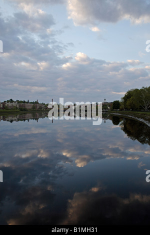 Squamscott River dans le centre-ville d'Exeter, New Hampshire, USA Banque D'Images