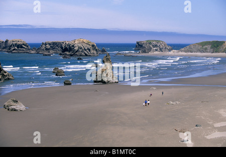 Une vue sur la mer et la plage de piles Oregon Bandon Banque D'Images