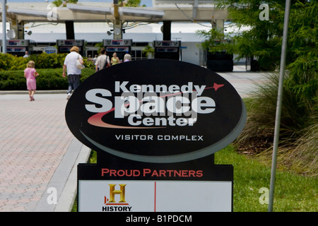 Visiteurs Bienvenue à la John F Kennedy Space Center à Cape Canaveral Floride USA Banque D'Images