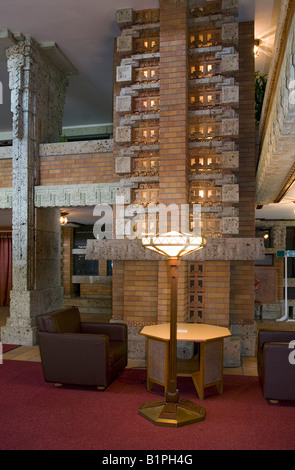 L'intérieur de Frank Lloyd Wright Imperial Hotel comme Meijimura reconstruit au parc à thème historique Banque D'Images