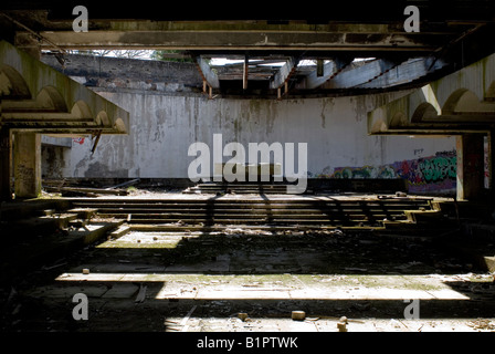 Séminaire Saint Pierre, Cardross, en Écosse. Ouvert en 1966, le bâtiment classé de catégorie A a manqué depuis la fin des années 80 Banque D'Images