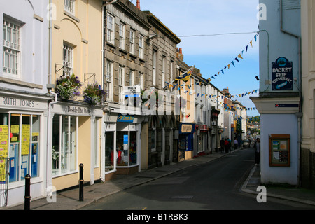 Magasins du centre-ville de Falmouth cornwall england uk go Banque D'Images