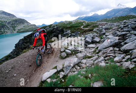 Tauernmoos Lake, Transalp, vélo de montagne, Haut Tauern, Alpes, Autriche Banque D'Images