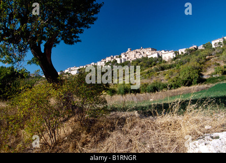 San Stefano di Sessanio, Abruzzo, Italie Banque D'Images