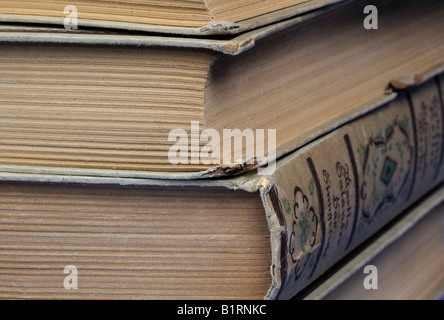 Pile de livres anciens Banque D'Images