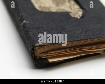 Bible Ancien Testament livre livret, petit livre saint, religieux de l'église sacrée chant imprimé verset paragraphe, de rupture, les anciens-look Banque D'Images