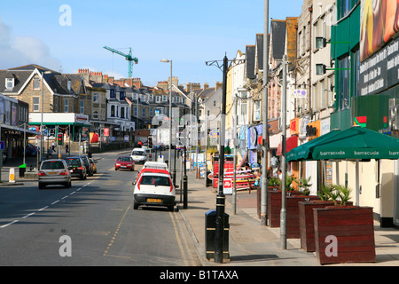 Le centre-ville de Newquay cornwall magasins côte atlantique ouest Pays Angleterre uk go Banque D'Images